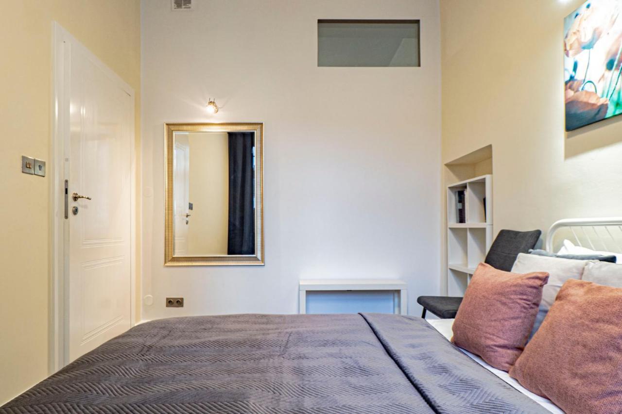 Heart Of Wroclaw - Spacious 3Rooms 75M2 As Home Apartamenty R243 Exteriör bild